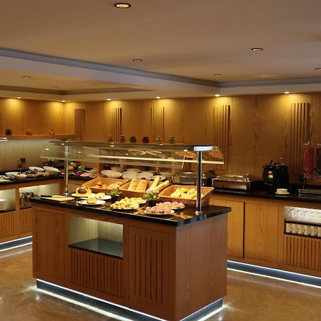 Days Inn By Wyndham Istanbul Arnavutkoy 外观 照片