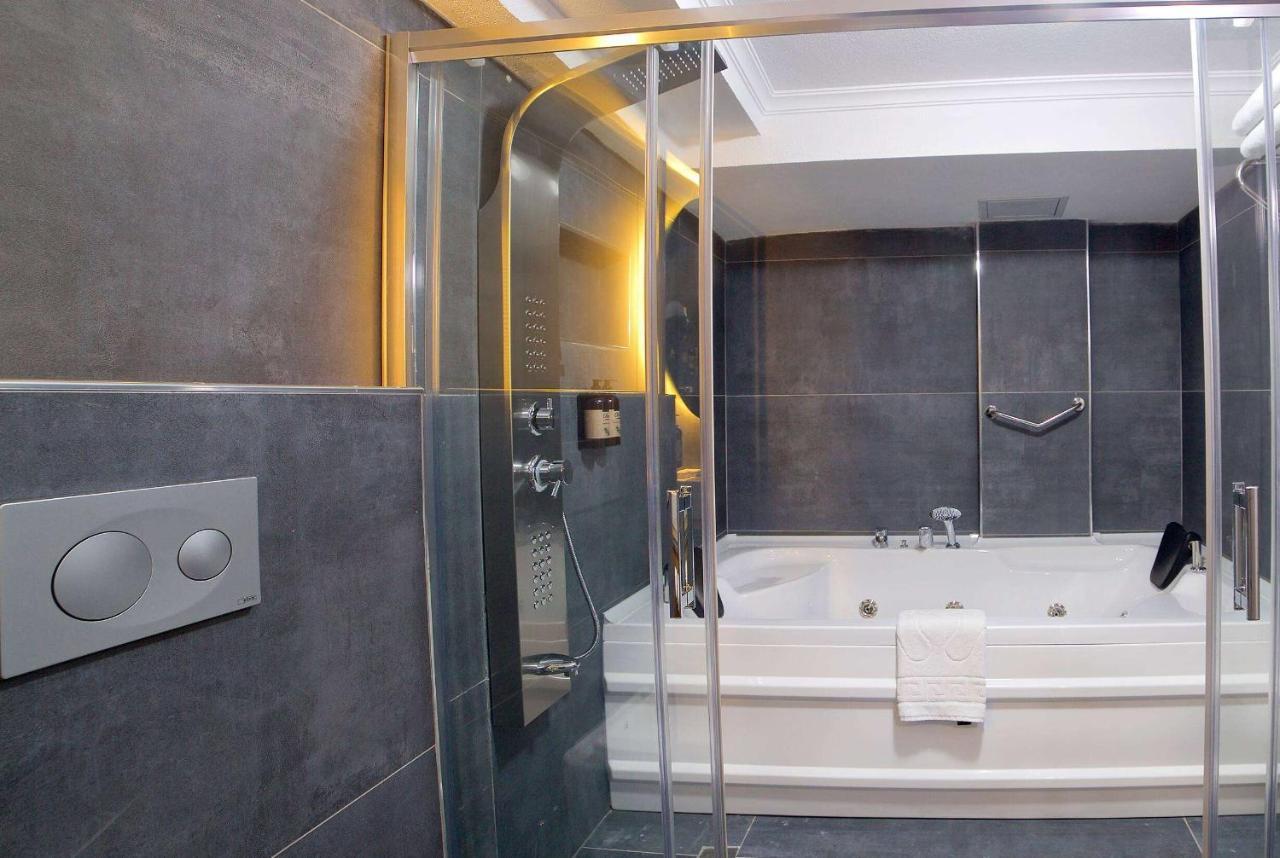 Days Inn By Wyndham Istanbul Arnavutkoy 外观 照片